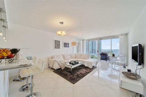 Condominio en alquiler en North Bay Village, Florida, 2 dormitorios, 95.69 m2 № 1396841 - foto 8