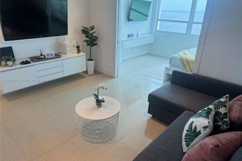 Condominio en venta en Miami Beach, Florida, 39.95 m2 № 1396832 - foto 5