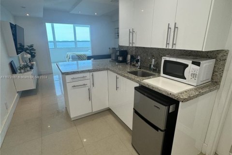 Copropriété à vendre à Miami Beach, Floride: 39.95 m2 № 1396832 - photo 10