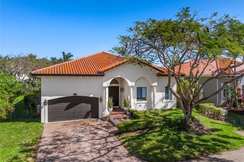 Villa ou maison à vendre à Cutler Bay, Floride: 4 chambres, 252.97 m2 № 1017898 - photo 3