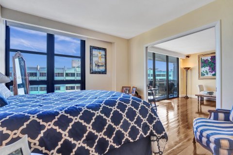 Copropriété à vendre à Miami Beach, Floride: 2 chambres, 137.22 m2 № 1305163 - photo 22