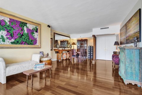 Copropriété à vendre à Miami Beach, Floride: 2 chambres, 137.22 m2 № 1305163 - photo 1