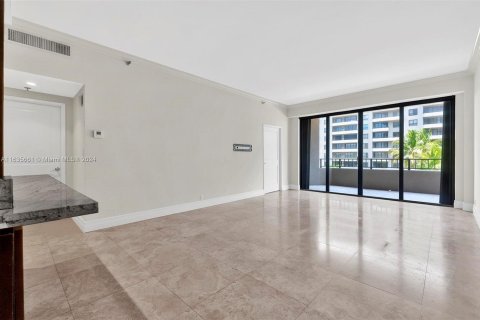 Condo in Key Biscayne, Florida, 1 bedroom  № 1305371 - photo 20