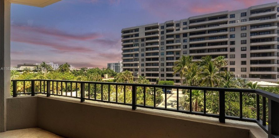 Condominio en Key Biscayne, Florida, 1 dormitorio  № 1305371