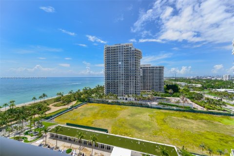 Condominio en venta en Bal Harbour, Florida, 2 dormitorios, 98.1 m2 № 1240685 - foto 18