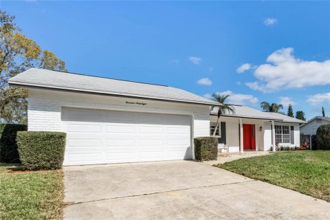 Villa ou maison à vendre à Casselberry, Floride: 3 chambres, 152.36 m2 № 1343533 - photo 2