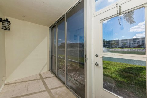 Condominio en venta en Lake Worth, Florida, 1 dormitorio, 69.12 m2 № 1036106 - foto 12