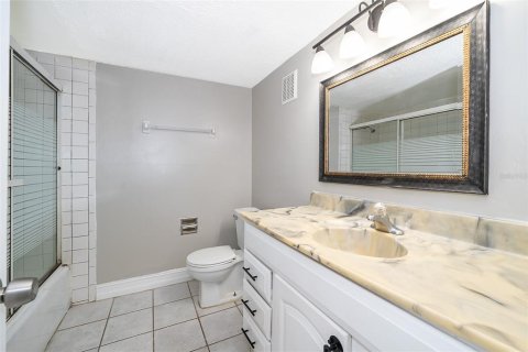 Copropriété à vendre à Orlando, Floride: 2 chambres, 90.67 m2 № 1341750 - photo 13