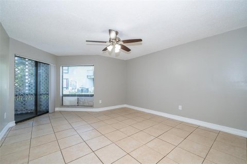 Copropriété à vendre à Orlando, Floride: 2 chambres, 90.67 m2 № 1341750 - photo 7