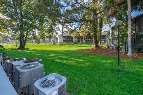 Copropriété à vendre à Orlando, Floride: 2 chambres, 90.67 m2 № 1341750 - photo 18