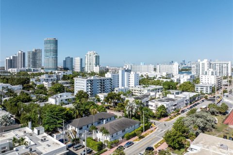 Copropriété à vendre à Miami Beach, Floride: 2 chambres, 118.73 m2 № 1217129 - photo 20