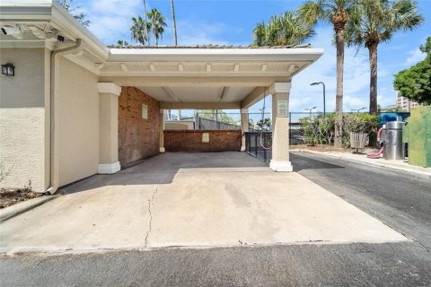 Copropriété à vendre à Tampa, Floride: 2 chambres, 115.66 m2 № 1349967 - photo 22