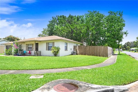 Casa en venta en Cocoa, Florida, 3 dormitorios № 1240648 - foto 24