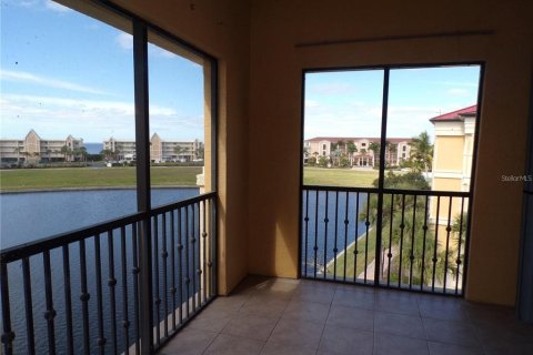 Copropriété à vendre à Punta Gorda, Floride: 3 chambres, 177.91 m2 № 1052782 - photo 26