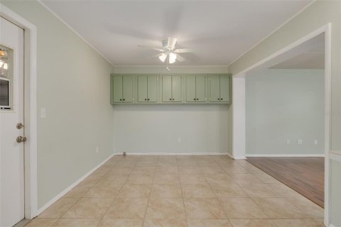 House in Largo, Florida 2 bedrooms, 122.72 sq.m. № 1353234 - photo 12