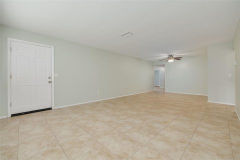 House in Largo, Florida 2 bedrooms, 122.72 sq.m. № 1353234 - photo 7