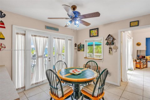 Casa en venta en Big Pine Key, Florida, 3 dormitorios, 146.04 m2 № 1386030 - foto 14