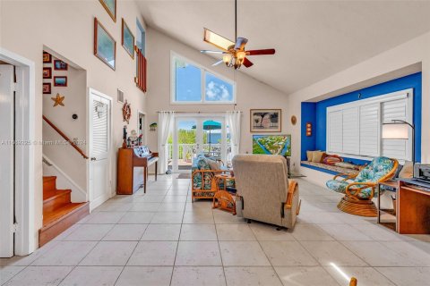 Casa en venta en Big Pine Key, Florida, 3 dormitorios, 146.04 m2 № 1386030 - foto 12