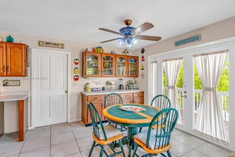 Casa en venta en Big Pine Key, Florida, 3 dormitorios, 146.04 m2 № 1386030 - foto 16