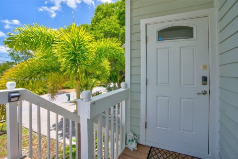 Villa ou maison à vendre à Big Pine Key, Floride: 3 chambres, 146.04 m2 № 1386030 - photo 10