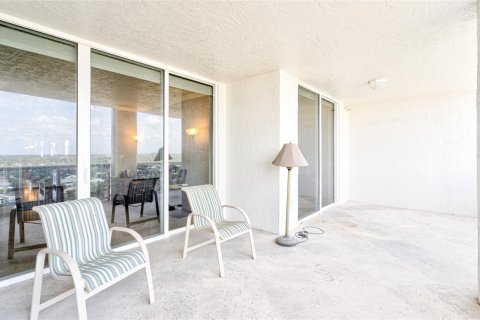 Condo in Fort Lauderdale, Florida, 3 bedrooms  № 1040736 - photo 20