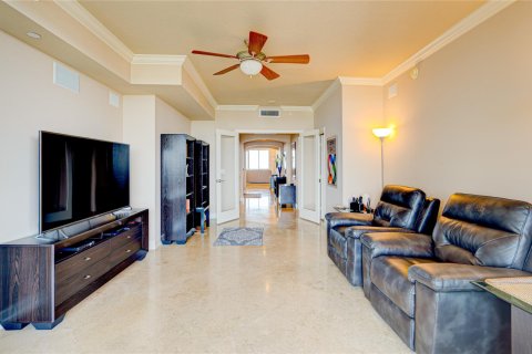 Condo in Fort Lauderdale, Florida, 3 bedrooms  № 1040736 - photo 22