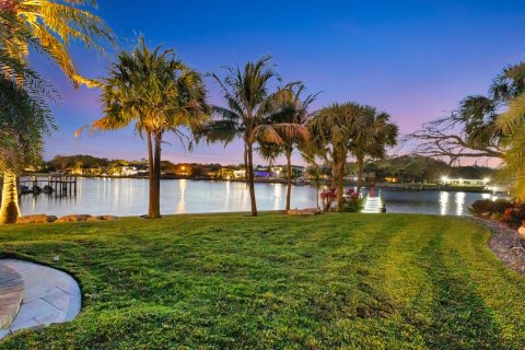 Casa en venta en North Palm Beach, Florida, 4 dormitorios, 339.74 m2 № 1040739 - foto 15