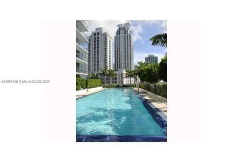 Condominio en alquiler en Miami, Florida, 2 dormitorios, 102.1 m2 № 1397586 - foto 12