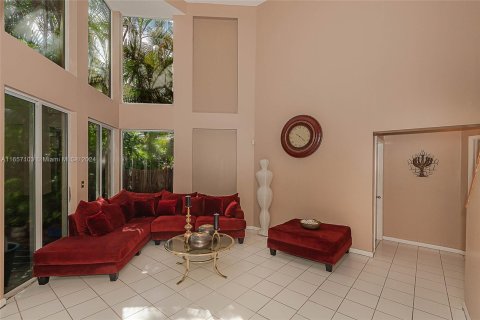 Villa ou maison à vendre à Miami, Floride: 4 chambres, 249.81 m2 № 1360274 - photo 11