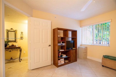 Copropriété à vendre à Sunrise, Floride: 2 chambres, 130.06 m2 № 1360243 - photo 26