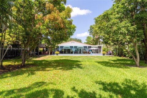 Casa en venta en Biscayne Park, Florida, 5 dormitorios, 275.92 m2 № 1223860 - foto 29
