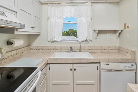 Copropriété à vendre à Vero Beach, Floride: 2 chambres, 92.9 m2 № 1254400 - photo 2