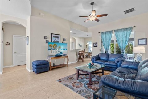 Villa ou maison à vendre à Punta Gorda, Floride: 3 chambres, 154.78 m2 № 1205361 - photo 6