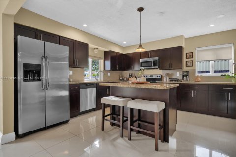Villa ou maison à vendre à Dania Beach, Floride: 2 chambres, 113.99 m2 № 1225003 - photo 7