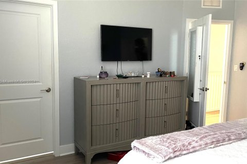 Adosado en venta en Homestead, Florida, 3 dormitorios, 156.63 m2 № 1077312 - foto 26