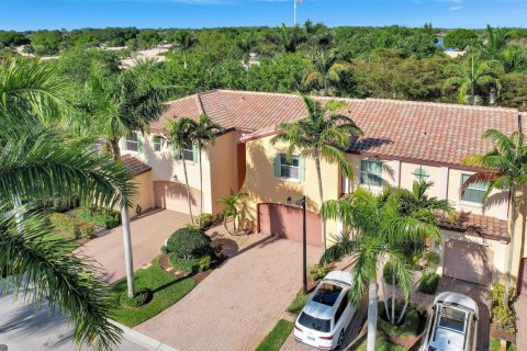 Touwnhouse à vendre à Palm Beach Gardens, Floride: 3 chambres, 151.06 m2 № 1073868 - photo 9