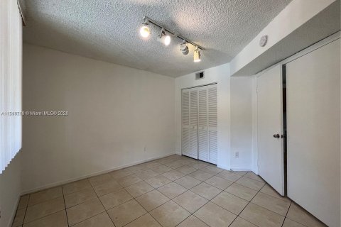 Copropriété à vendre à Pompano Beach, Floride: 3 chambres, 108.7 m2 № 1050537 - photo 9