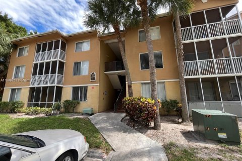 Copropriété à vendre à Pompano Beach, Floride: 3 chambres, 108.7 m2 № 1050537 - photo 1