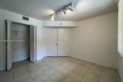 Copropriété à vendre à Pompano Beach, Floride: 3 chambres, 108.7 m2 № 1050537 - photo 8