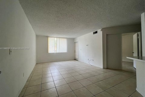 Condo in Pompano Beach, Florida, 3 bedrooms  № 1050537 - photo 3