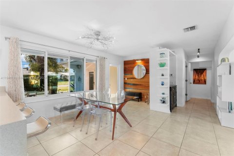Casa en venta en Dania Beach, Florida, 3 dormitorios, 135.45 m2 № 1050535 - foto 5