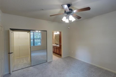 Condo in Davenport, Florida, 2 bedrooms  № 1400555 - photo 13