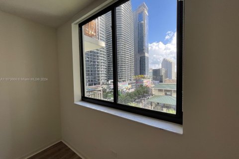 Condominio en alquiler en Miami, Florida, 1 dormitorio, 62.62 m2 № 1396846 - foto 14