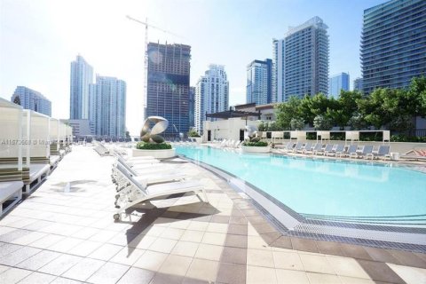 Condominio en alquiler en Miami, Florida, 1 dormitorio, 62.62 m2 № 1396846 - foto 29