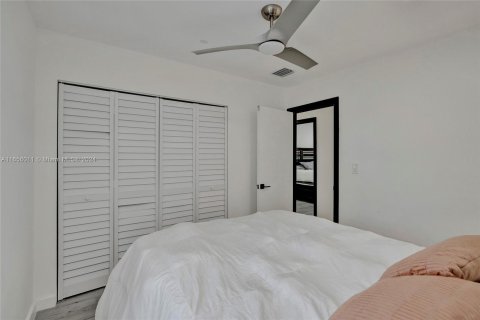 Adosado en venta en Miami, Florida, 3 dormitorios, 124.49 m2 № 1360485 - foto 26