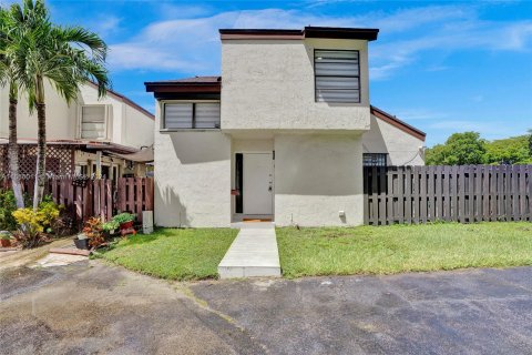 Adosado en venta en Miami, Florida, 3 dormitorios, 124.49 m2 № 1360485 - foto 3