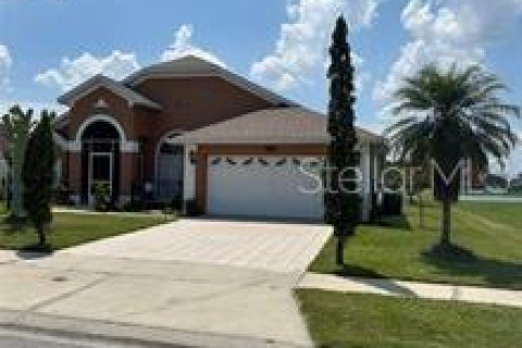 Villa ou maison à vendre à Kissimmee, Floride: 3 chambres, 162.76 m2 № 1322574 - photo 3