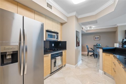 Condo in Fort Lauderdale, Florida, 2 bedrooms  № 1413735 - photo 18