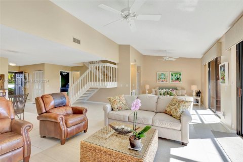 Townhouse in Palm Beach Gardens, Florida 2 bedrooms, 168.9 sq.m. № 1375770 - photo 17