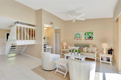 Townhouse in Palm Beach Gardens, Florida 2 bedrooms, 168.9 sq.m. № 1375770 - photo 22